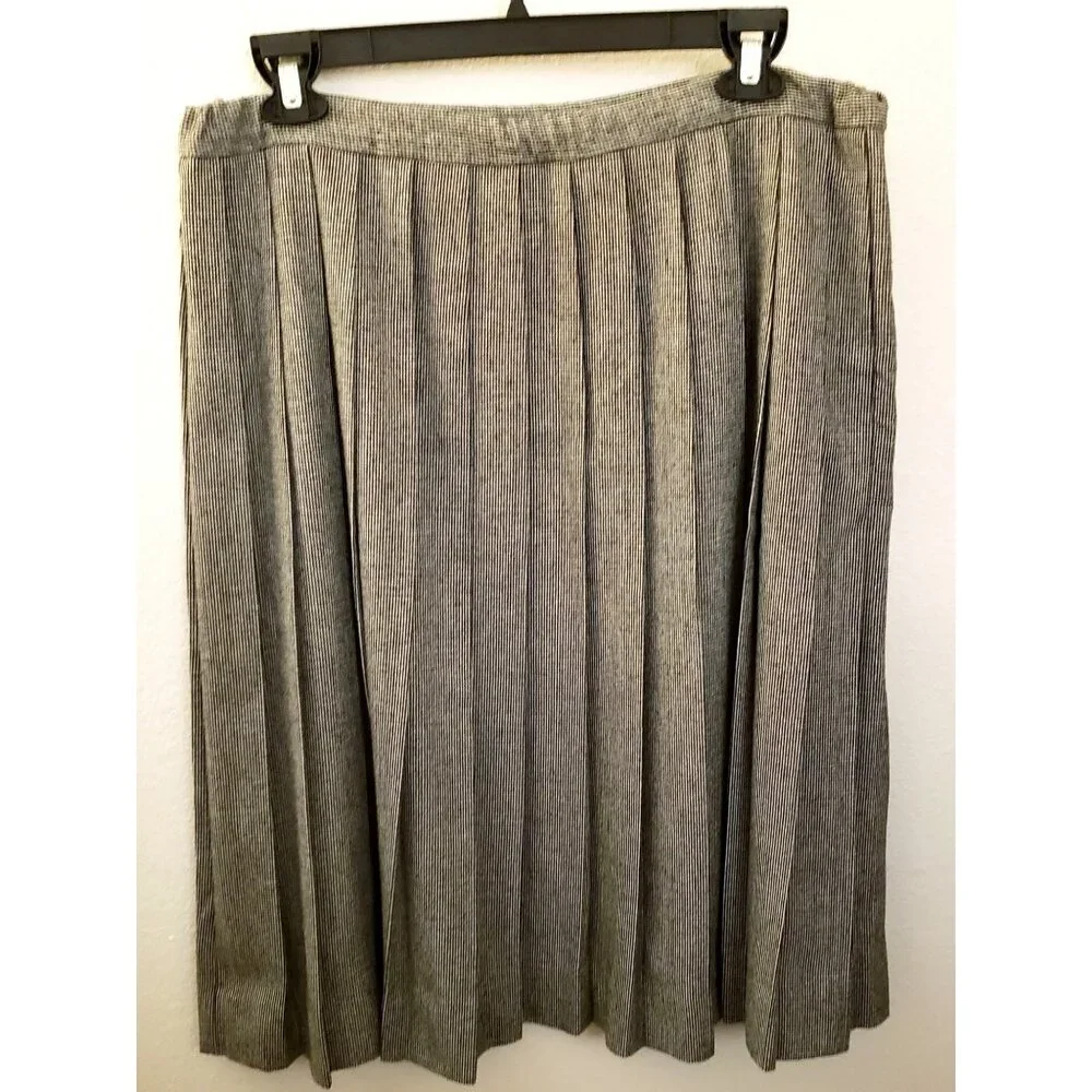 Vintage Evan Picone Wool Blend* Plaid Pleated  A-Line Midi Skirt Size L* EUC